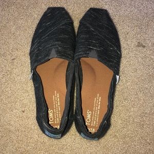 Toms slip on’s